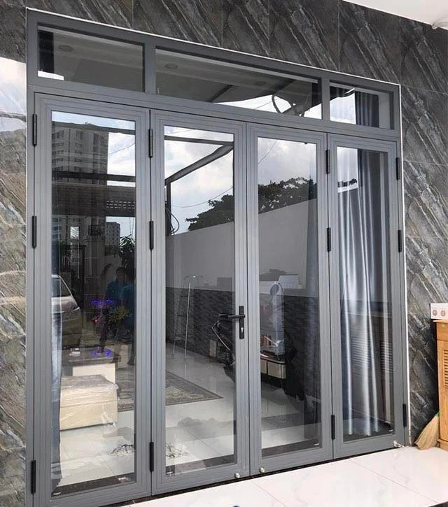 Gia công lắp đặt nhôm xingfa kính cầu thang kính